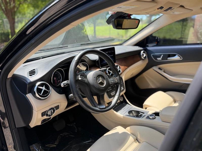 Mercedes-Benz GLA GLA 250 SUV 2019