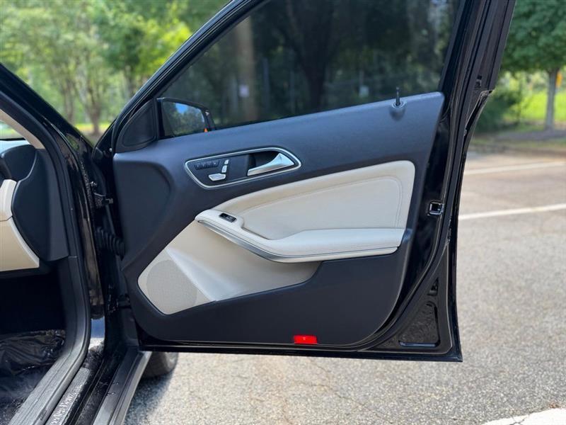 Mercedes-Benz GLA GLA 250 SUV 2019