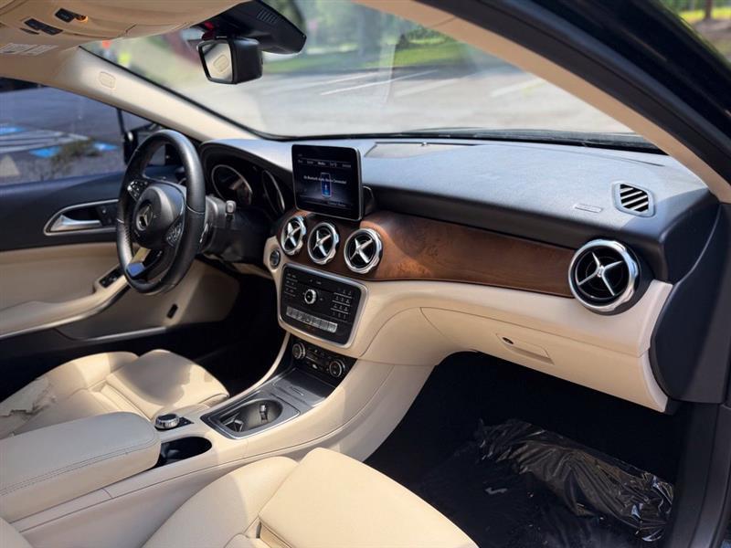 Mercedes-Benz GLA GLA 250 SUV 2019