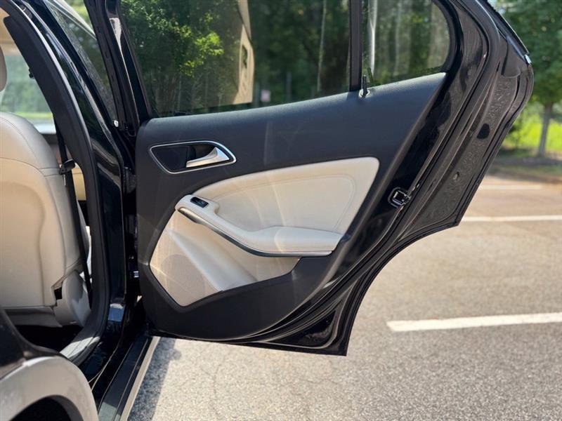 Mercedes-Benz GLA GLA 250 SUV 2019