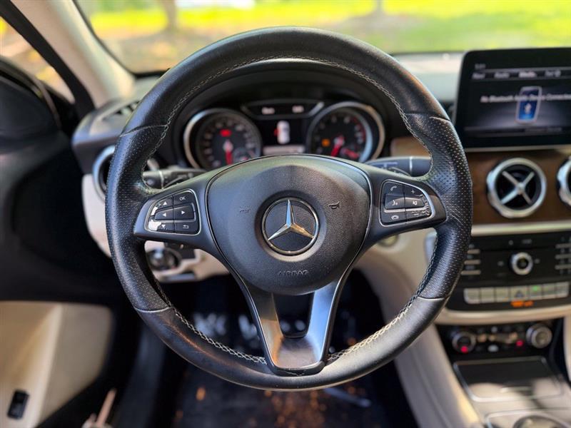 Mercedes-Benz GLA GLA 250 SUV 2019