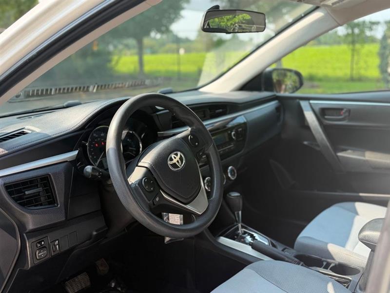 Toyota Corolla 4dr Sdn CVT LE Premium (Natl) 2015