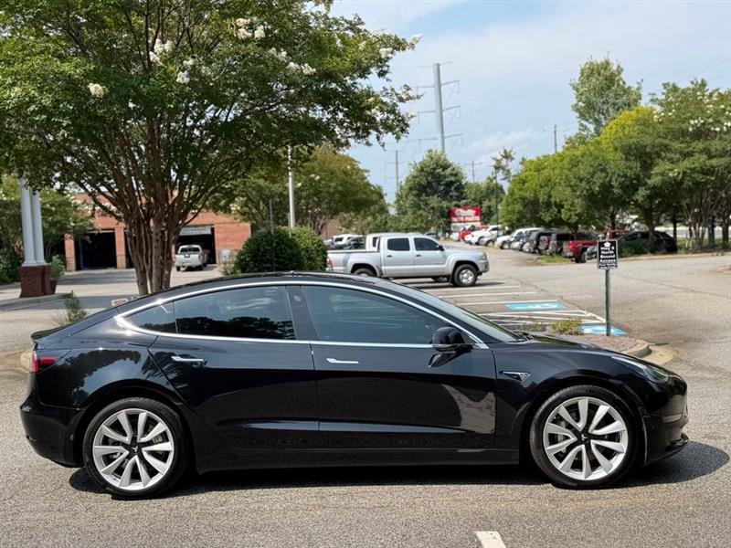 Tesla Model 3 Mid Range Battery RWD 2018