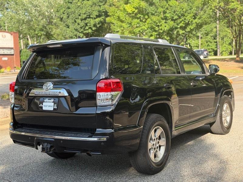 Toyota 4Runner RWD 4dr V6 Limited (Natl) 2012