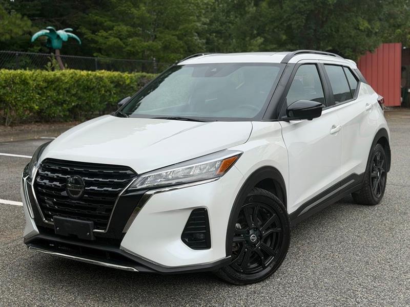 2021 Nissan Kicks SR FWD