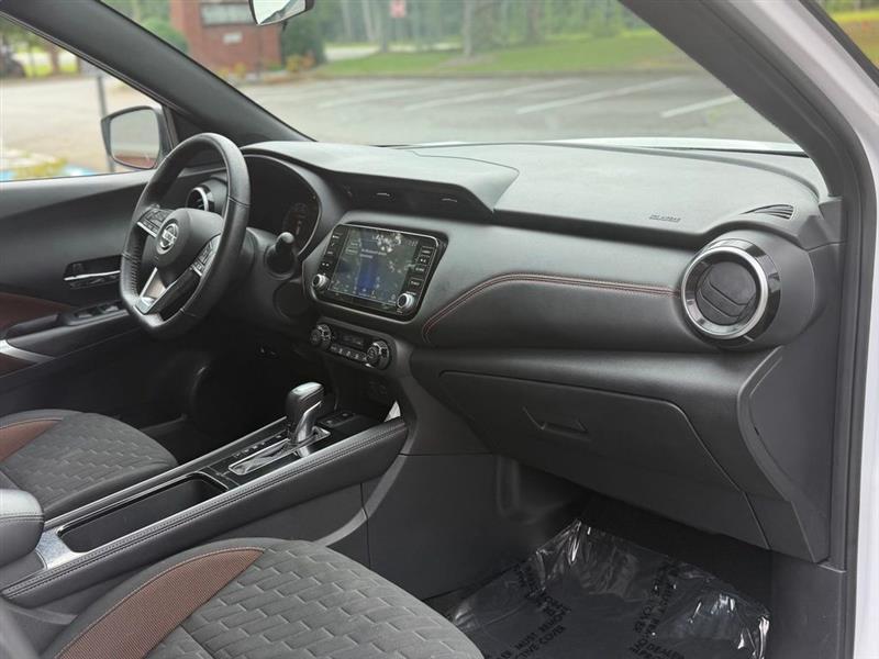 Nissan Kicks SR FWD 2021
