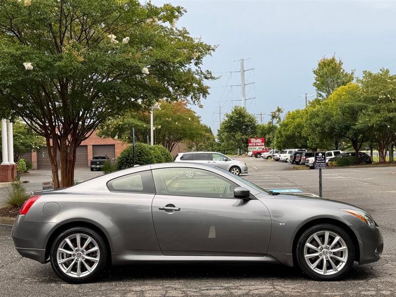 Infiniti Q60 Coupe 2dr Auto AWD 2015