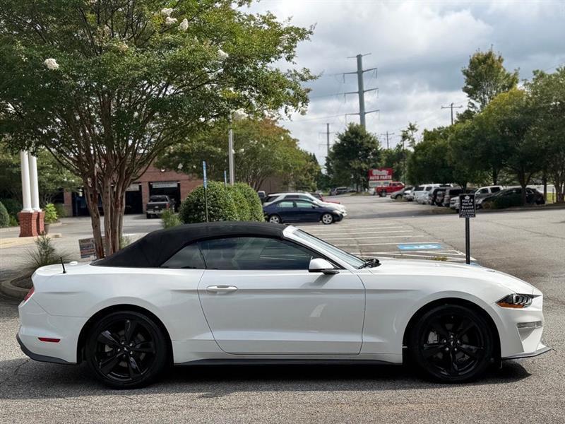 Ford Mustang EcoBoost Convertible 2019