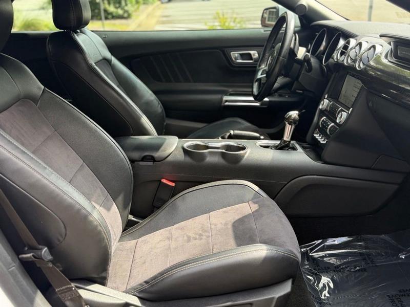 Ford Mustang EcoBoost Convertible 2019
