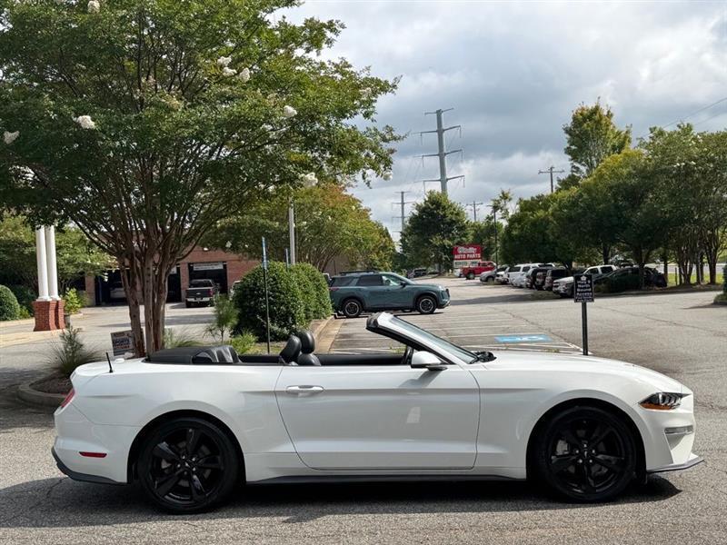 Ford Mustang EcoBoost Convertible 2019