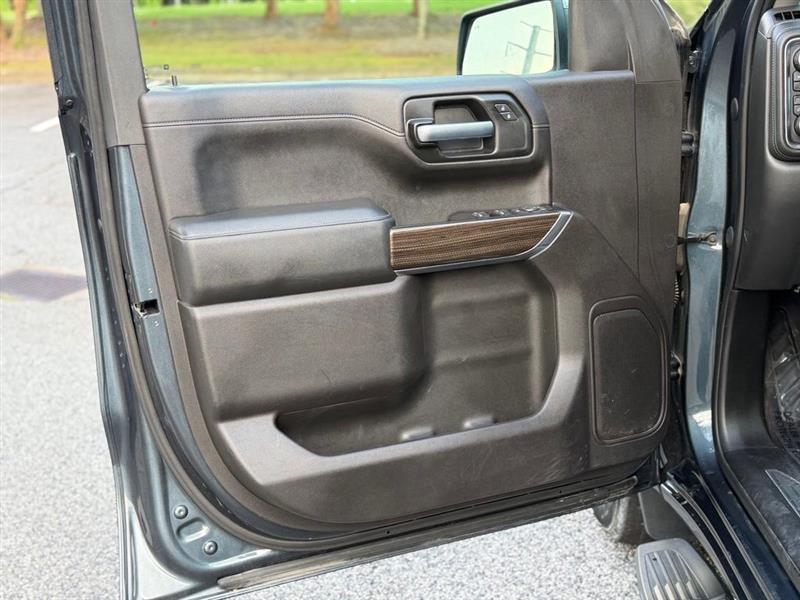 Chevrolet Silverado 1500 4WD Crew Cab 147" LT 2020