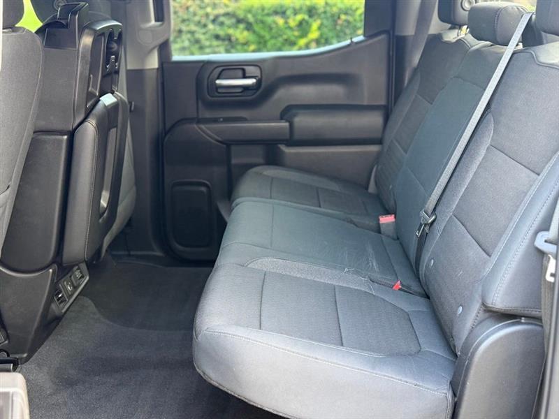Chevrolet Silverado 1500 4WD Crew Cab 147" LT 2020