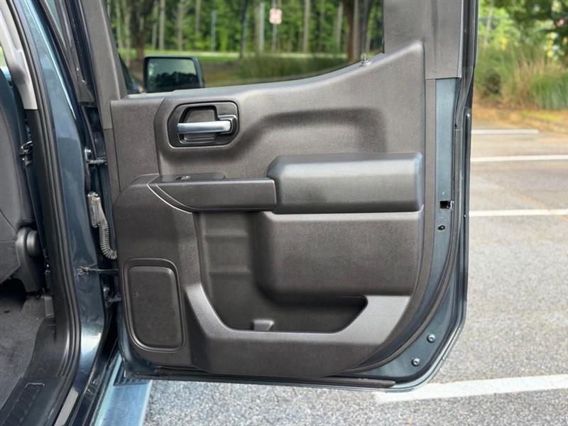 Chevrolet Silverado 1500 4WD Crew Cab 147" LT 2020
