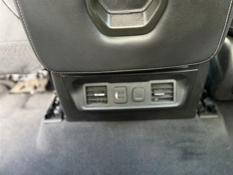Chevrolet Silverado 1500 4WD Crew Cab 147" LT 2020