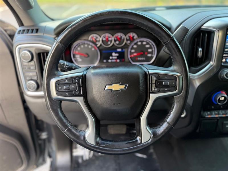 Chevrolet Silverado 1500 4WD Crew Cab 147" LT 2020