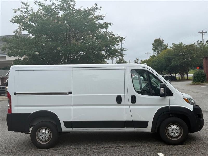 RAM ProMaster Cargo Van 2500 Low Roof 136" WB 2023