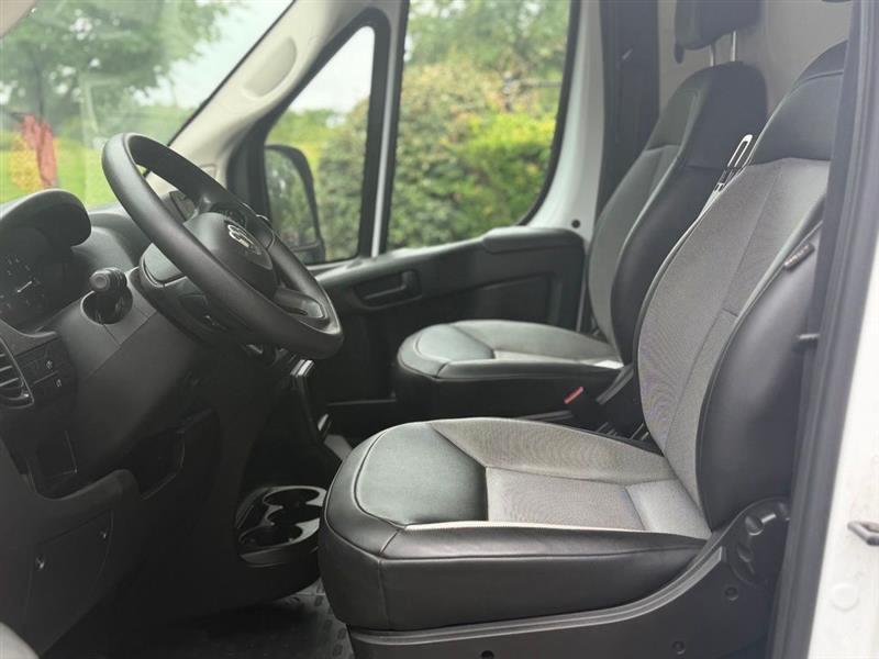 RAM ProMaster Cargo Van 2500 Low Roof 136" WB 2023