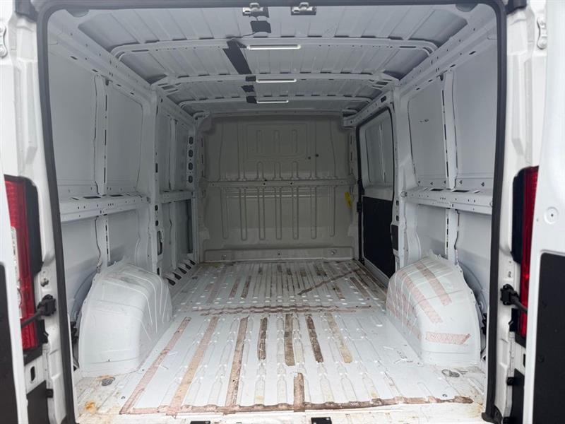 RAM ProMaster Cargo Van 2500 Low Roof 136" WB 2023