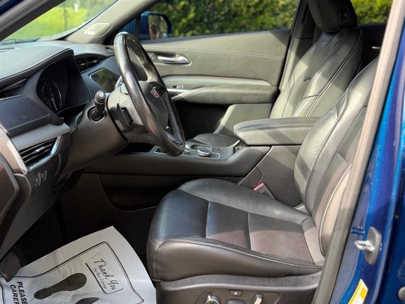 Cadillac XT4 FWD 4dr Premium Luxury 2019