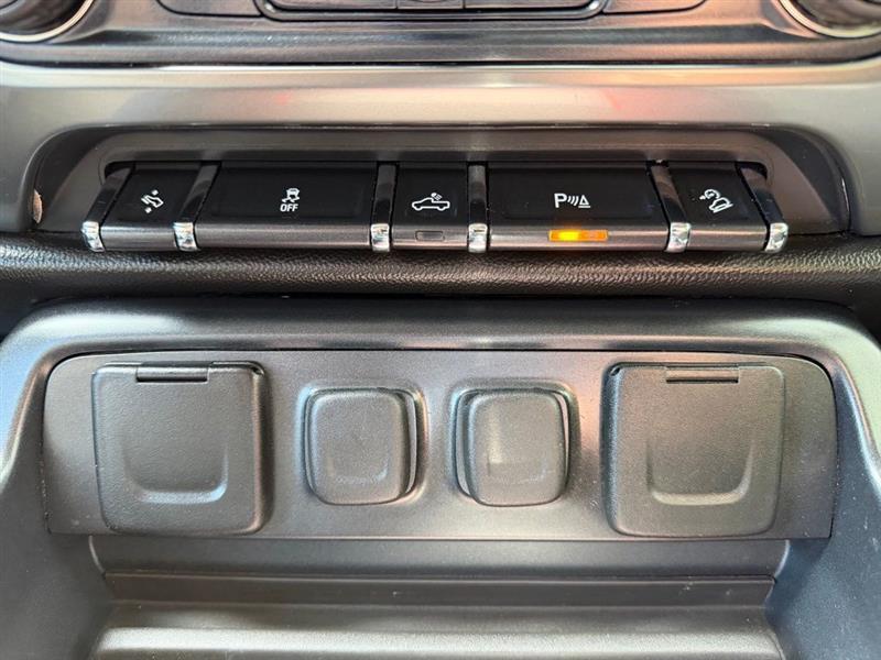 Chevrolet Silverado 1500 4WD Double Cab 143.5" LT w/2LT 2016