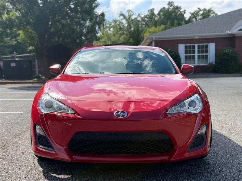 Scion FR-S 2dr Cpe Man (Natl) 2015