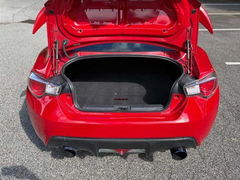 Scion FR-S 2dr Cpe Man (Natl) 2015