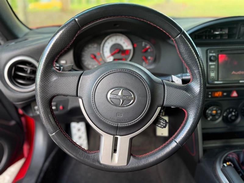 Scion FR-S 2dr Cpe Man (Natl) 2015