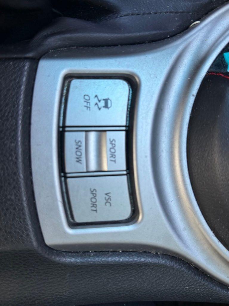 Scion FR-S 2dr Cpe Man (Natl) 2015