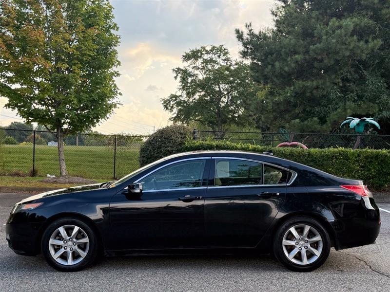 Acura TL 4dr Sdn Auto 2WD 2012