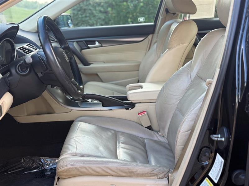 Acura TL 4dr Sdn Auto 2WD 2012