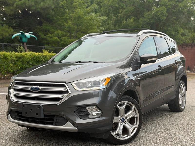 Ford Escape Titanium 4WD 2017