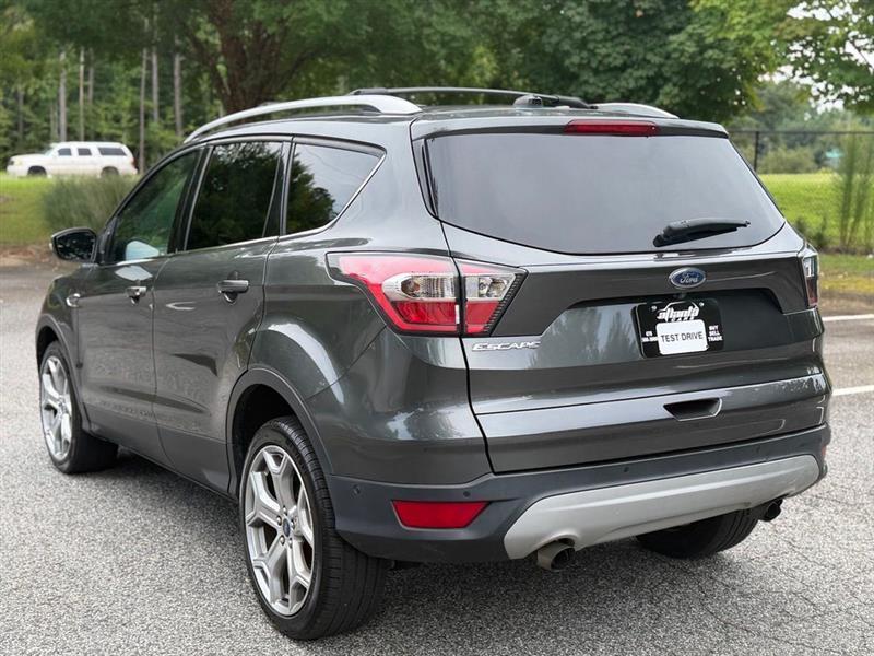 Ford Escape Titanium 4WD 2017