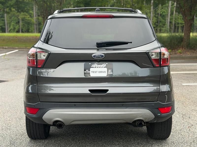 Ford Escape Titanium 4WD 2017