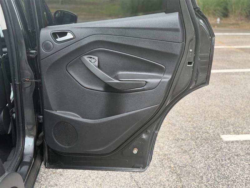Ford Escape Titanium 4WD 2017