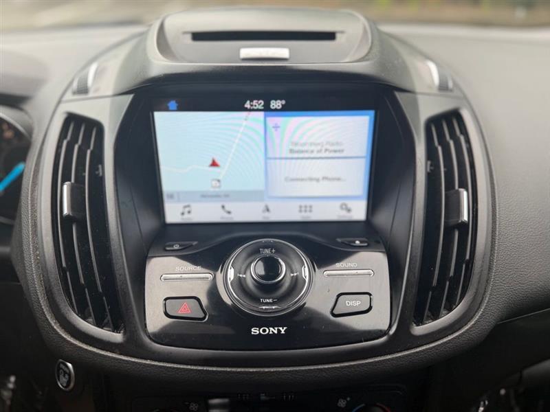 Ford Escape Titanium 4WD 2017
