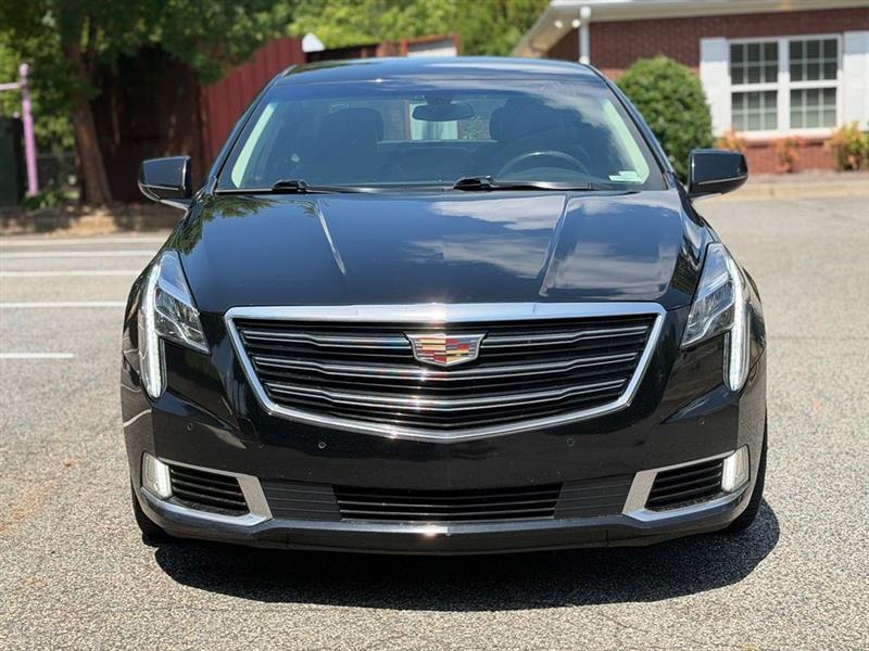 Cadillac XTS 4dr Sdn Luxury FWD 2019