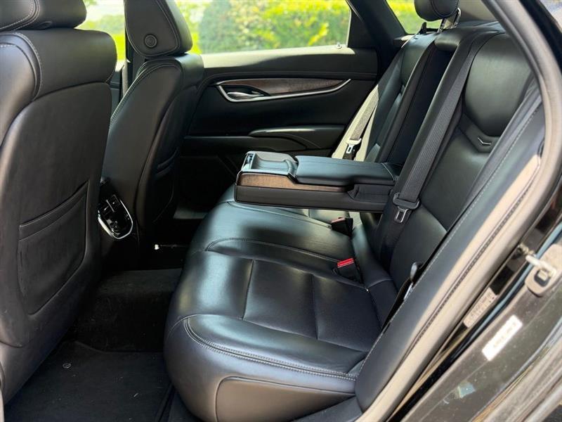 Cadillac XTS 4dr Sdn Luxury FWD 2019