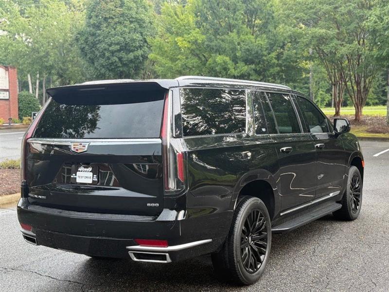 Cadillac Escalade ESV RWD 4dr Luxury 2024