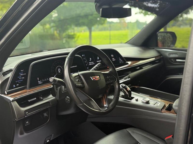 Cadillac Escalade ESV RWD 4dr Luxury 2024