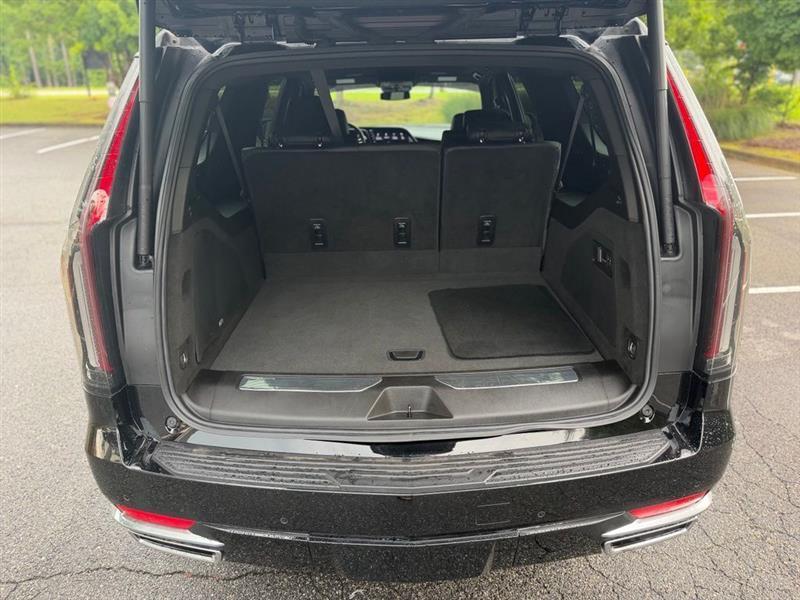 Cadillac Escalade ESV RWD 4dr Luxury 2024