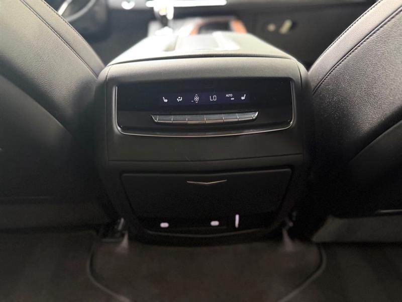 Cadillac Escalade ESV RWD 4dr Luxury 2024