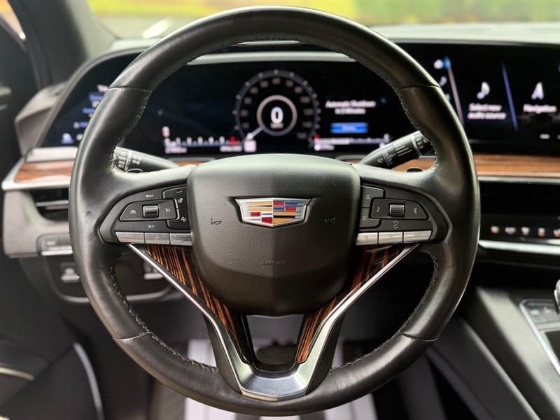 Cadillac Escalade ESV RWD 4dr Luxury 2024