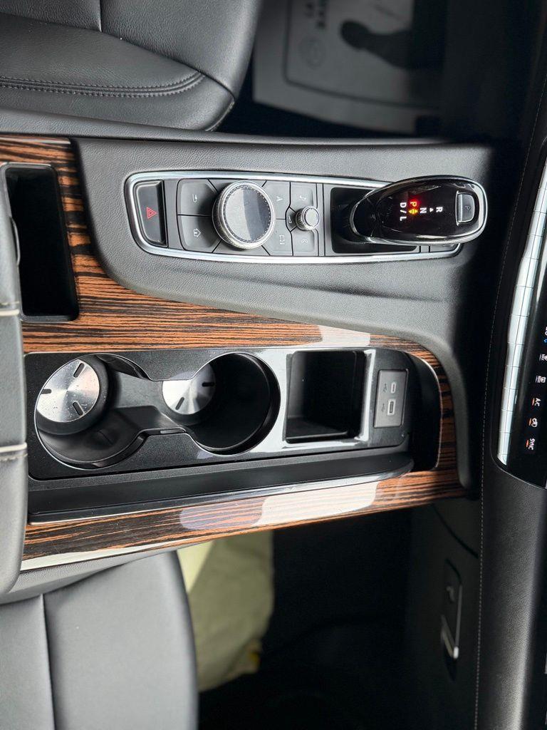 Cadillac Escalade ESV RWD 4dr Luxury 2024