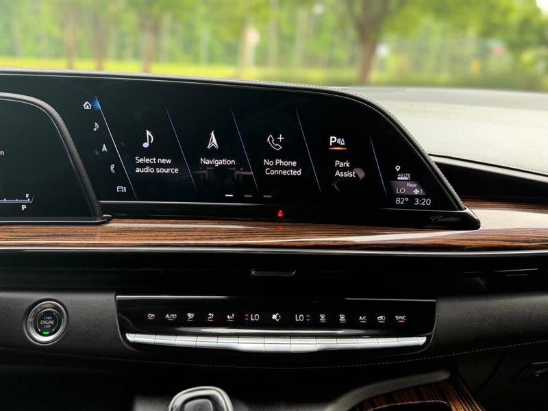 Cadillac Escalade ESV RWD 4dr Luxury 2024