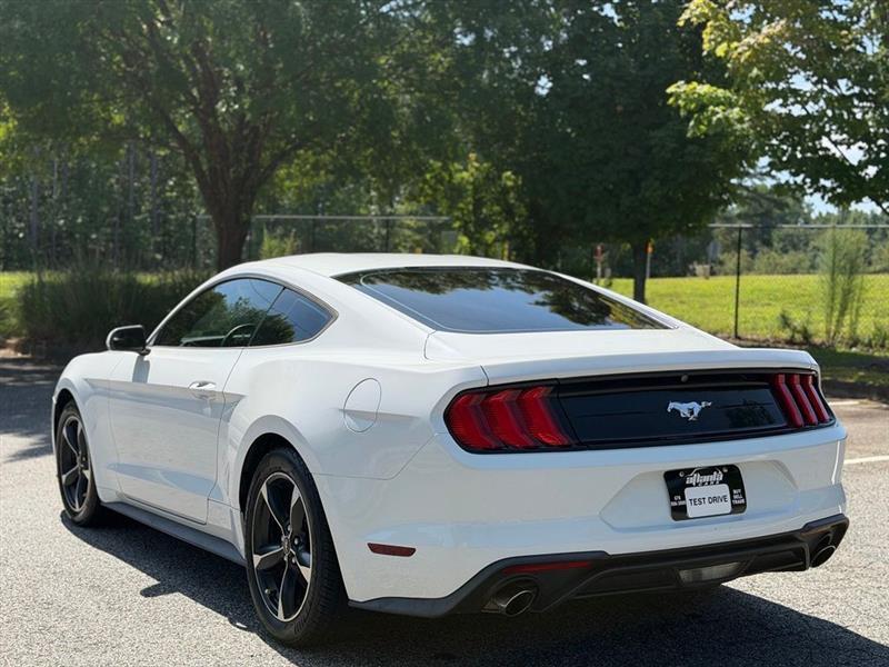 Ford Mustang EcoBoost Fastback 2018