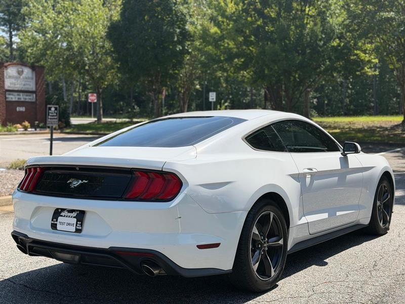 Ford Mustang EcoBoost Fastback 2018