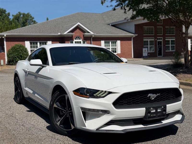 Ford Mustang EcoBoost Fastback 2018
