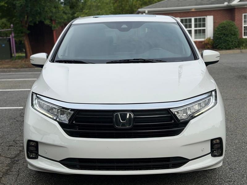 Honda Odyssey Touring Auto 2023