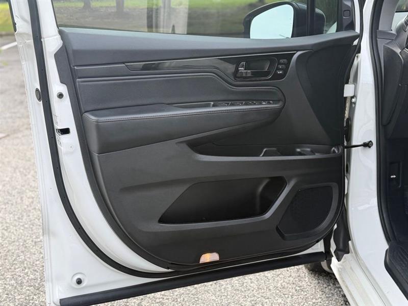Honda Odyssey Touring Auto 2023