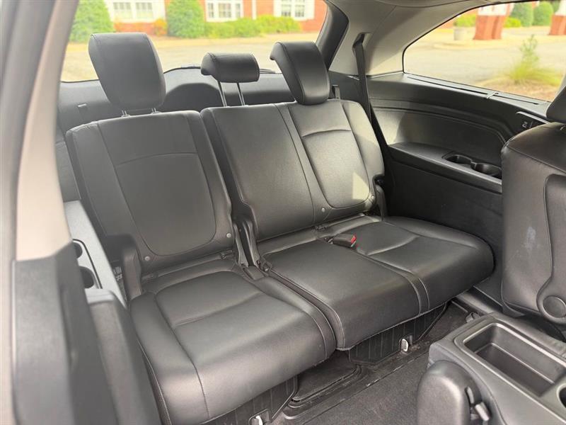 Honda Odyssey Touring Auto 2023